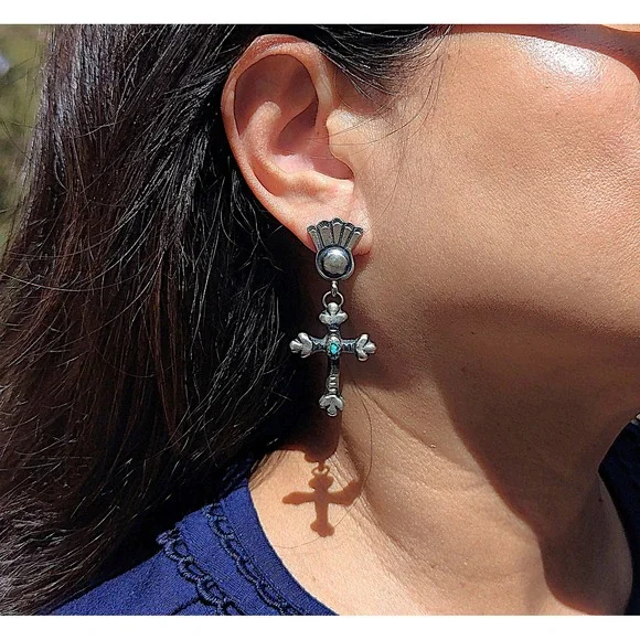 Native Am Earrings Navajo Iodize Sterling Silver Cross Turquoise Jewelry** - Picture 3 of 9